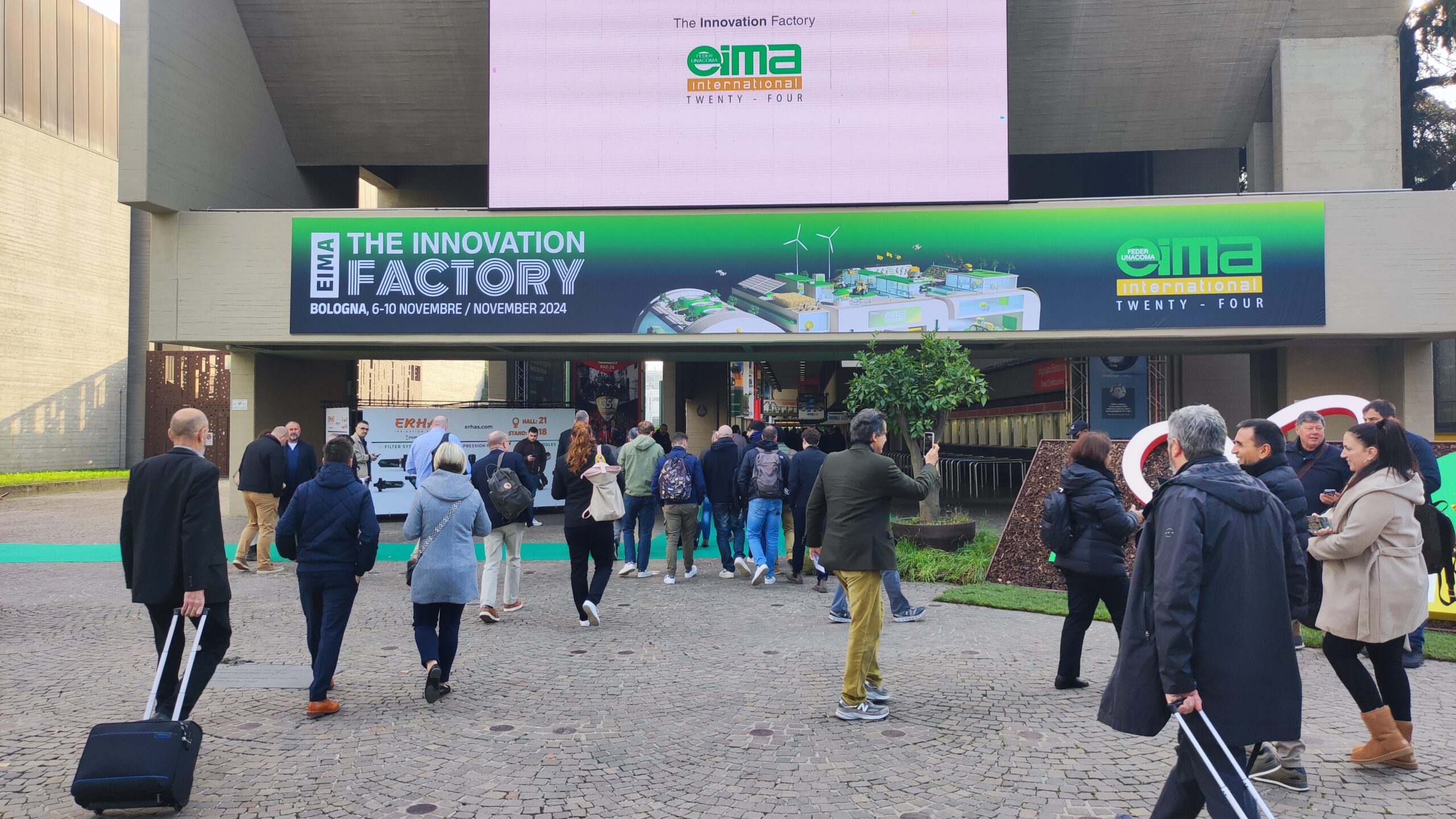 EIMA 2024|EIMA 2024|EIMA 2024|EIMA 2024|EIMA 2024|EIMA 2024|EIMA 2024|EIMA 2024|EIMA 2024|aquatraxx-azul